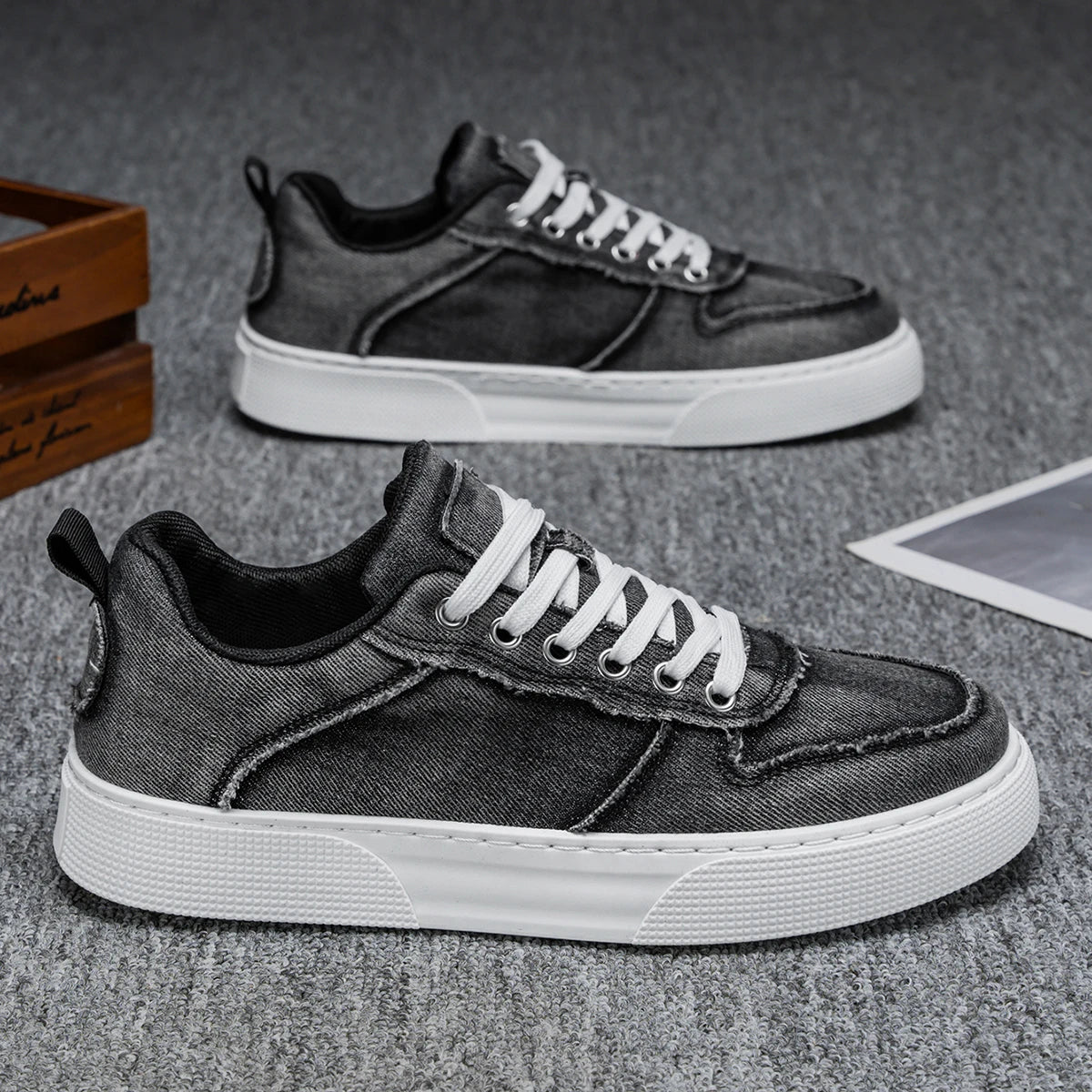 Brooklyn Fade Sneakers