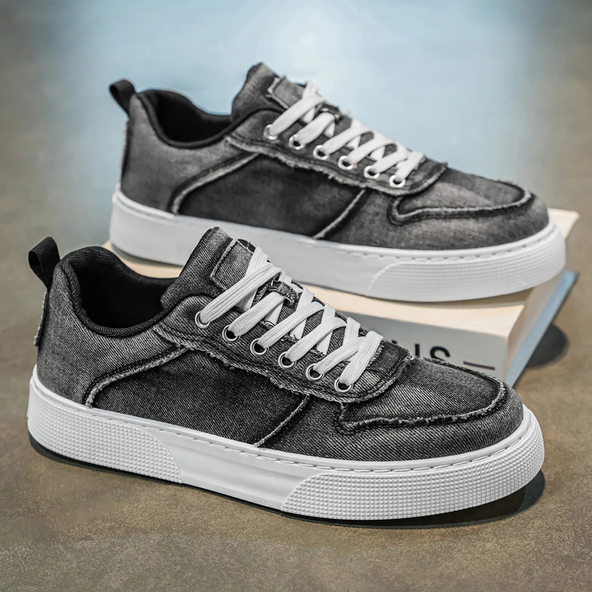 Brooklyn Fade Sneakers