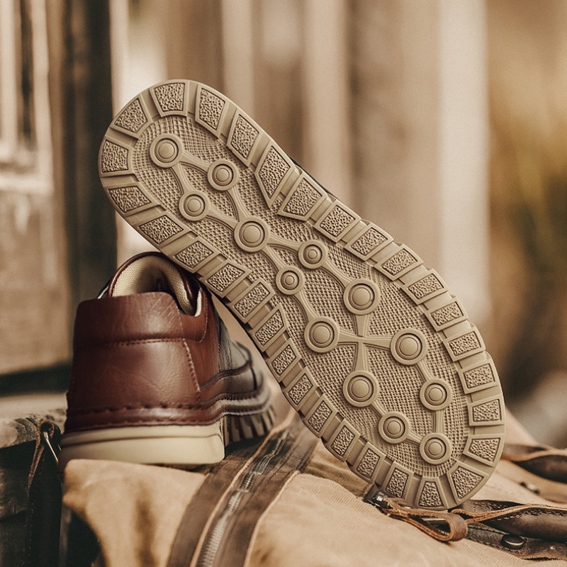 Calder Heritage Leather Sneaker