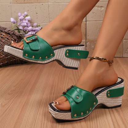 Aveline Platform Sandals