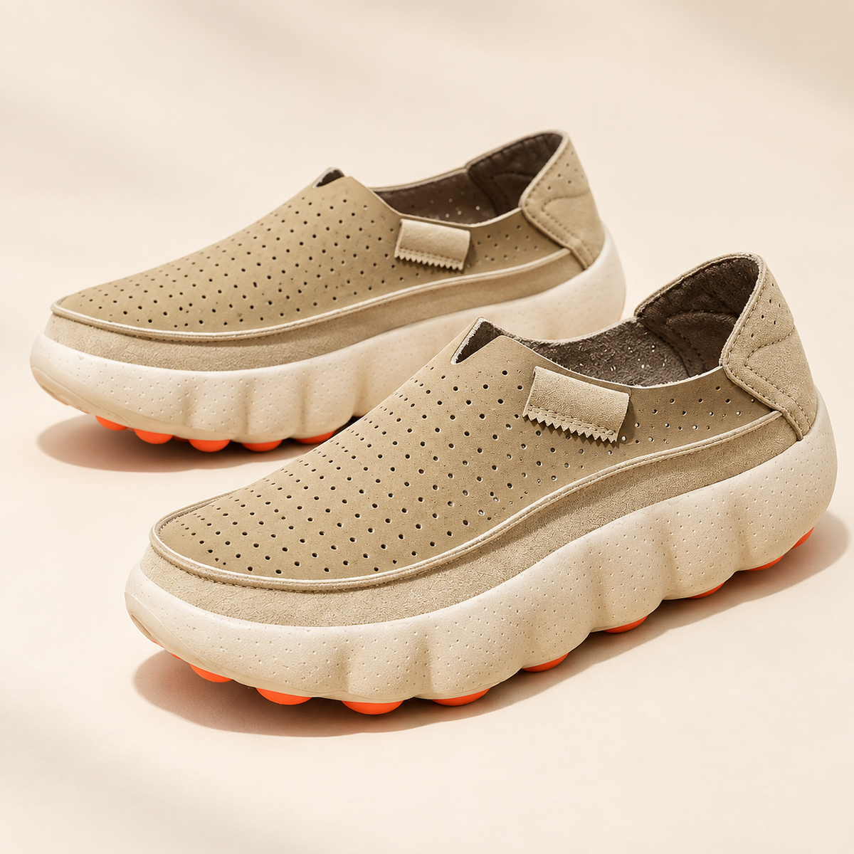 Avelisse loafers in Apricot, perforated upper and sculpted sole